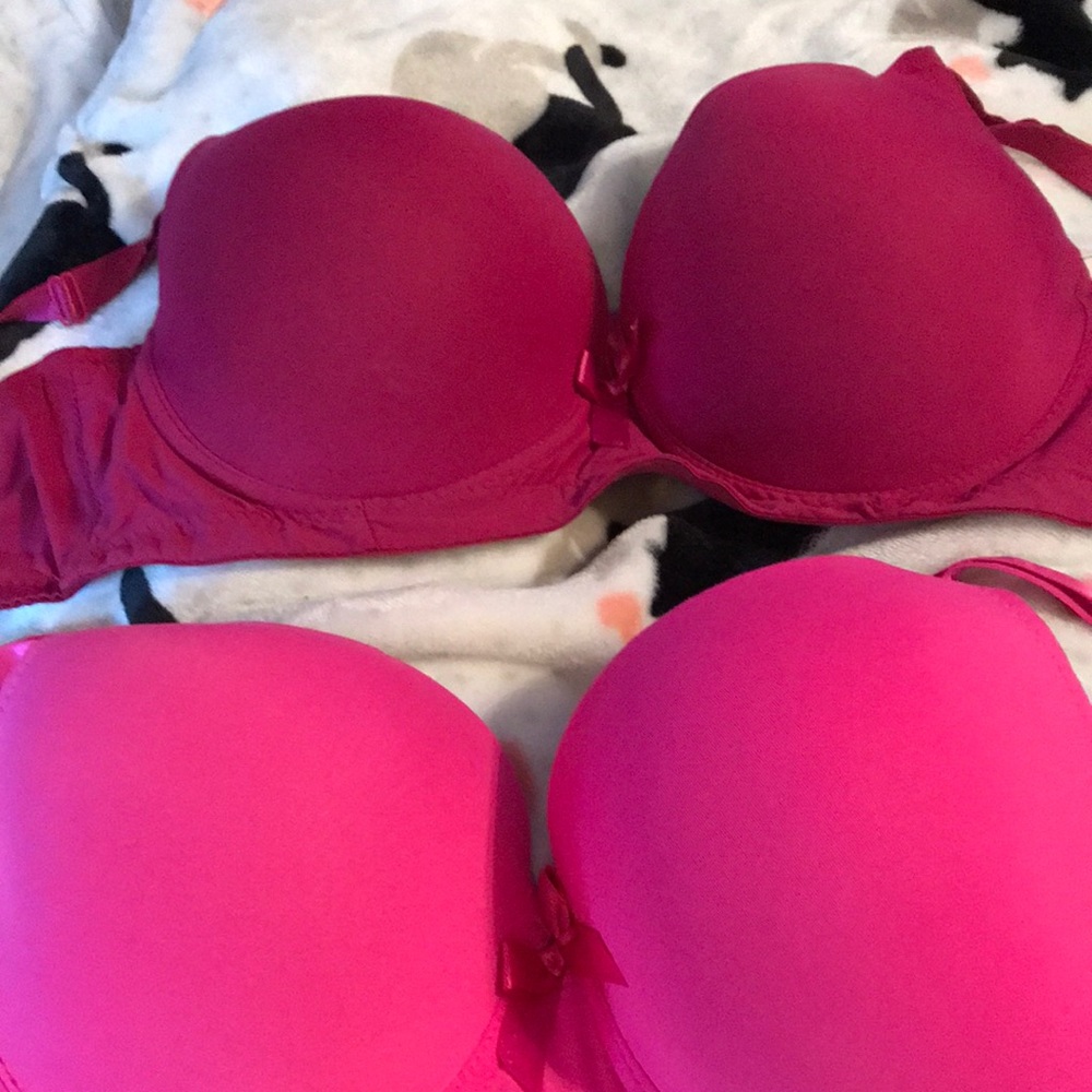 Lightly padded bra